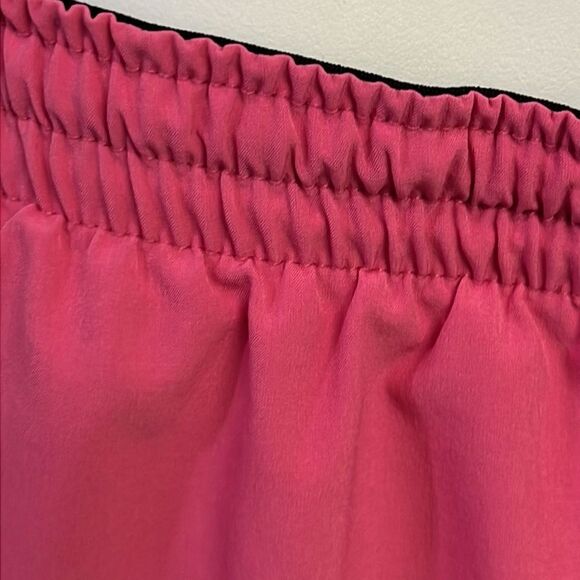 Nike Women’s DriFit Pink “Live Strong”Athletic Shorts w/ Built-in Shorts- M - Picture 6 of 15